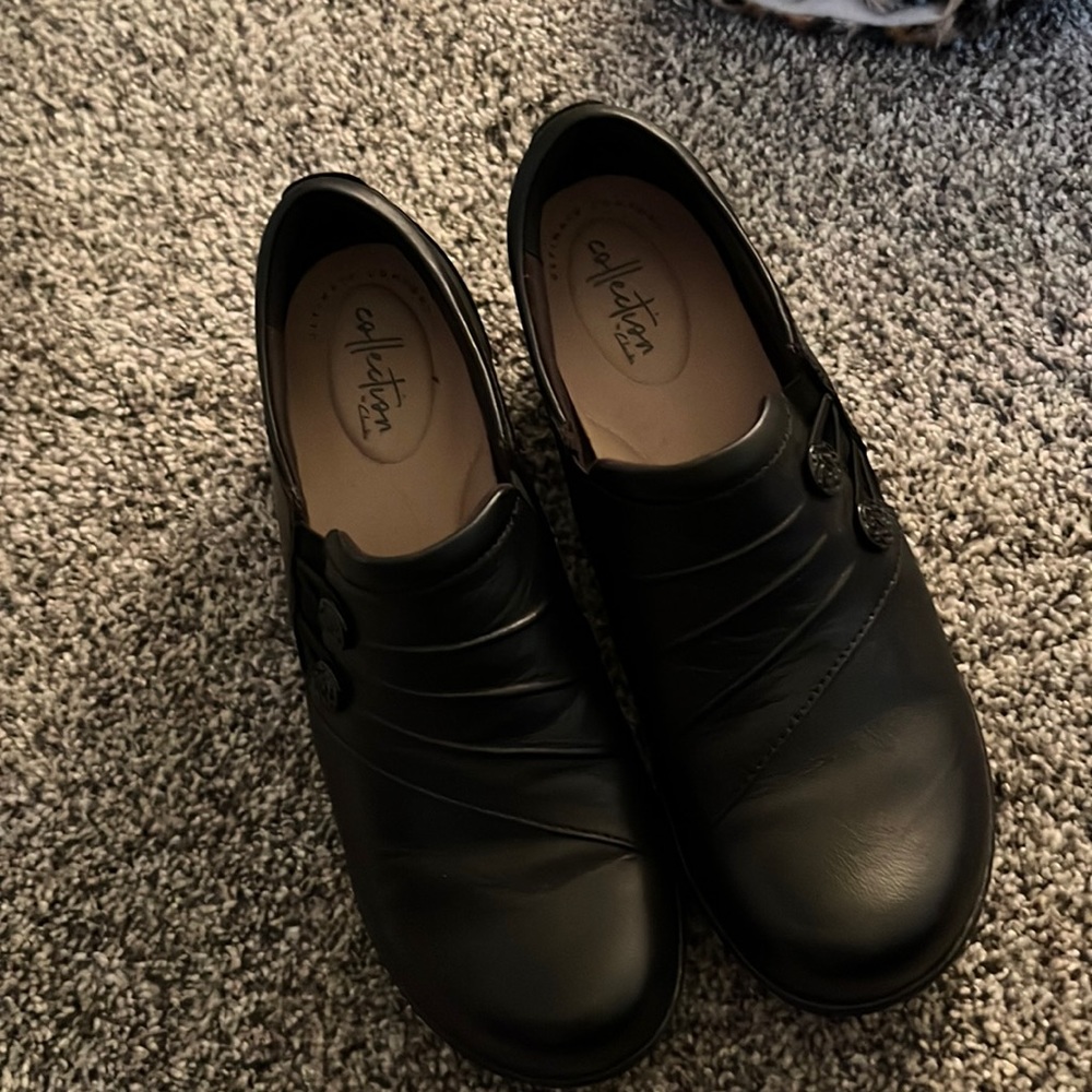 Worn once size 8.5 Clark’s